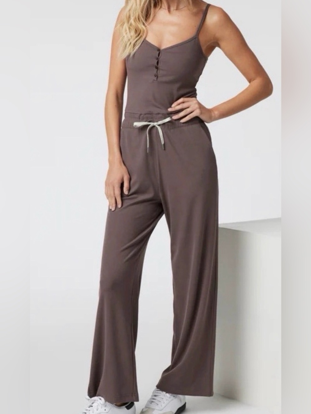 Vuori Pose Henley Jumpsuit Taupe Mauve Ribbed Extra Small